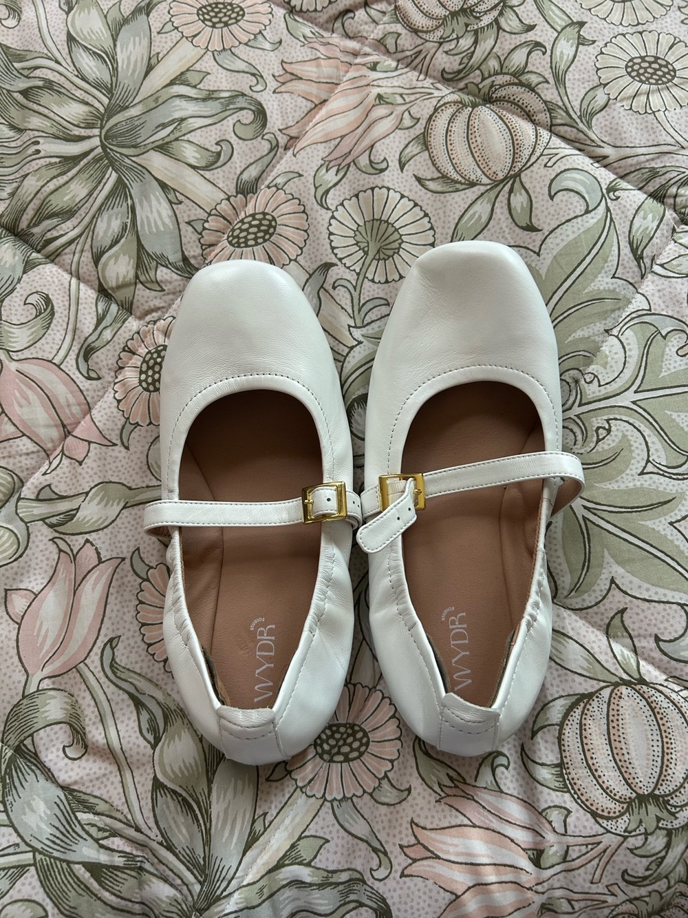 WYDR Studios White Leather Mary Janes Size 7